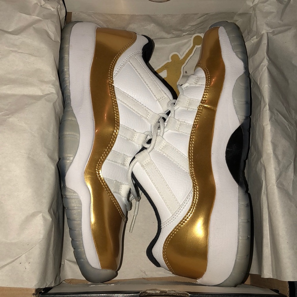 Retro 11 Low